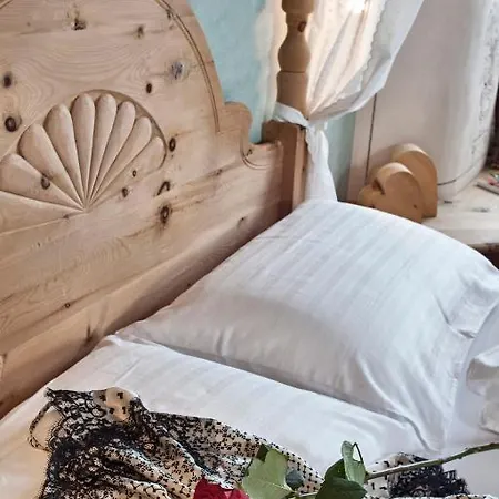 Mattias Bed & Breakfast 3*