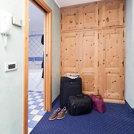 Bed & Breakfast Mattias 3*